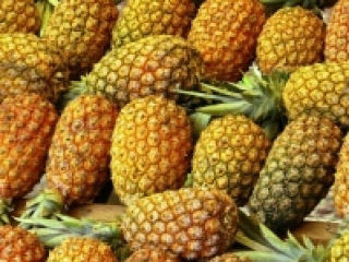 Ananas sadrži bromelin, enzim koji poboljšava ukus mesa